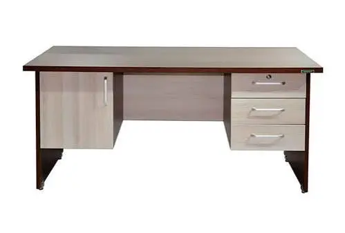 Office Table 5ft x 2.5 ft 